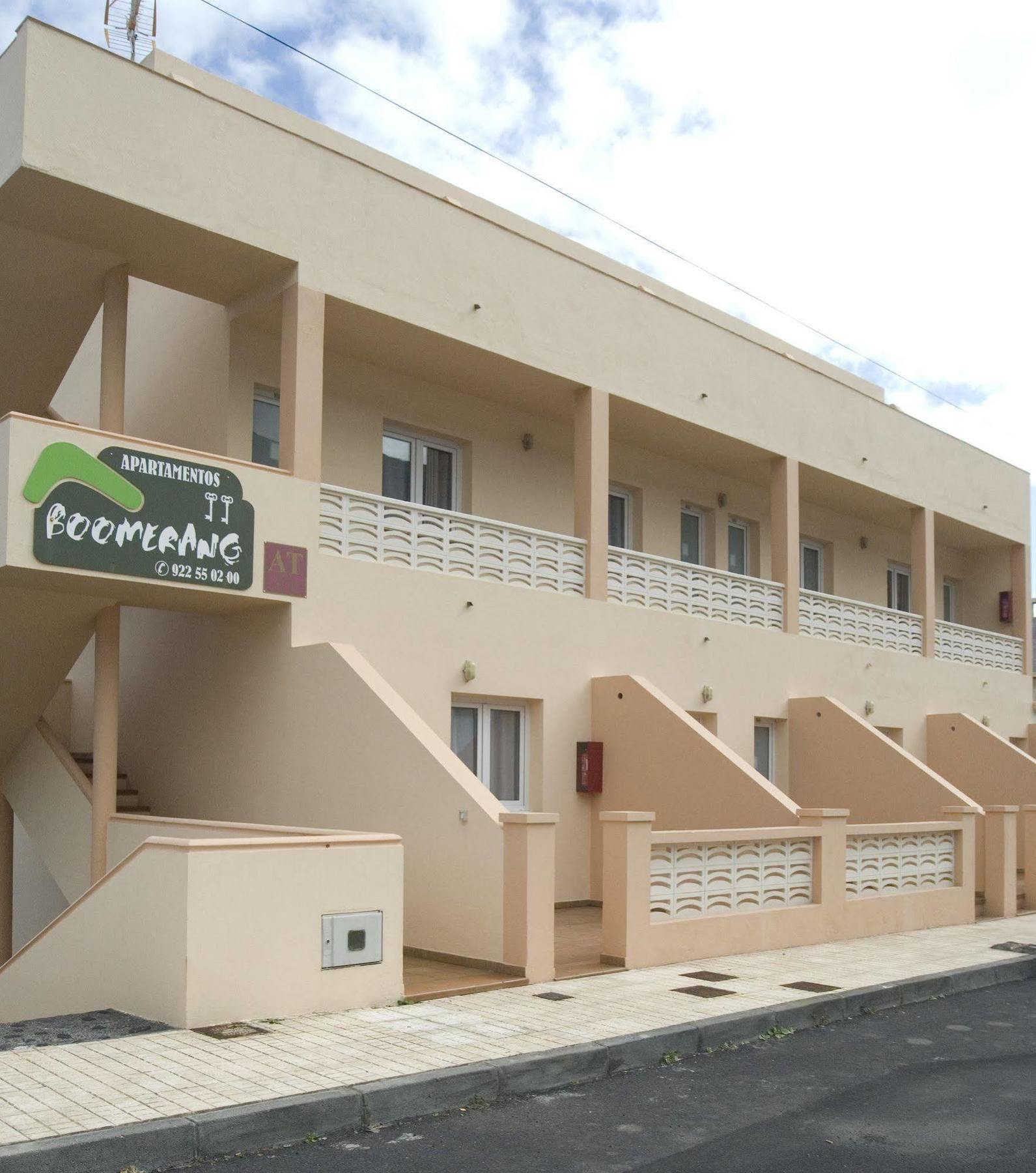 טמאדוסטה Apartamentos Boomerang I מראה חיצוני תמונה